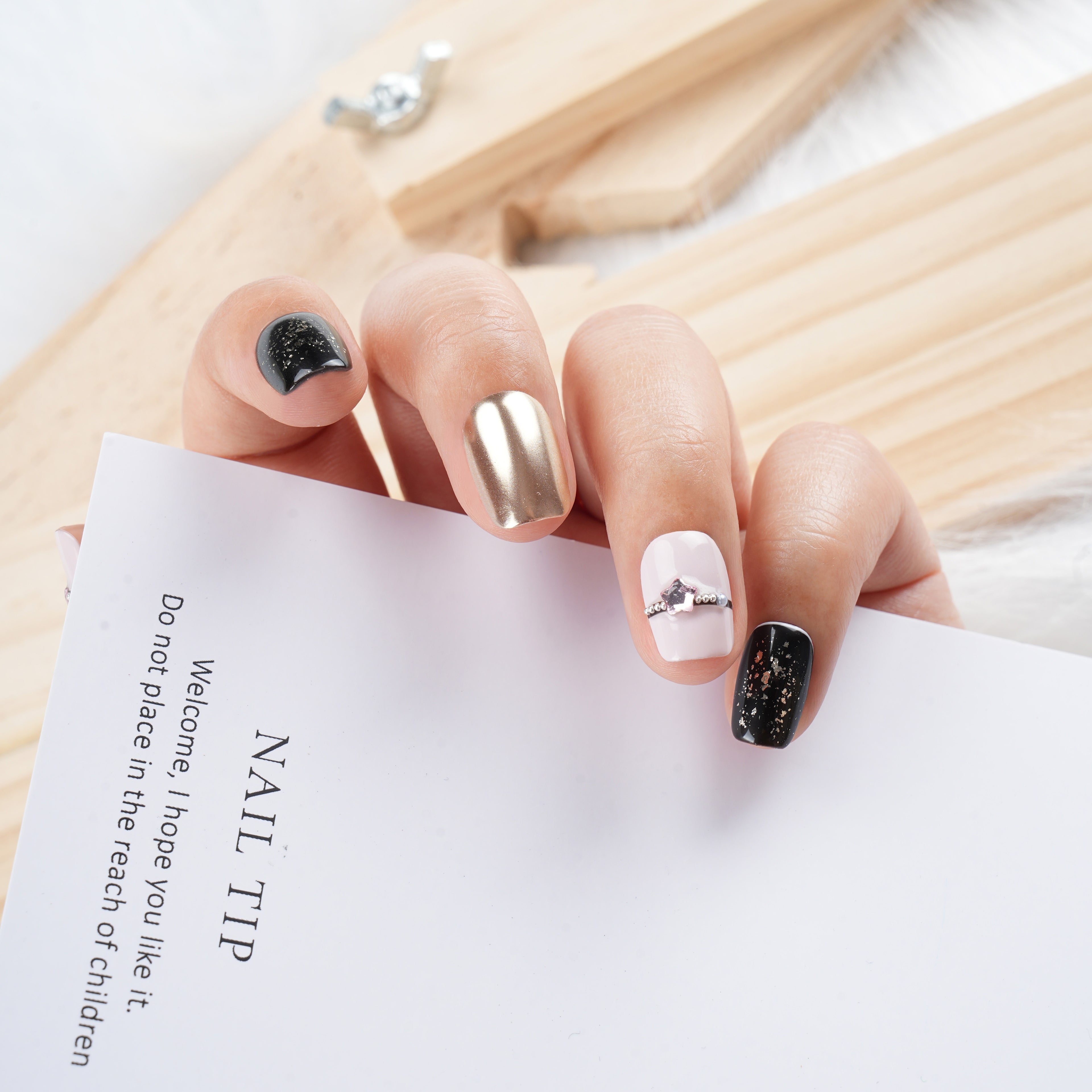 Sparkle Detail Pink & Black Nail Art - Trendy Fashion Pick