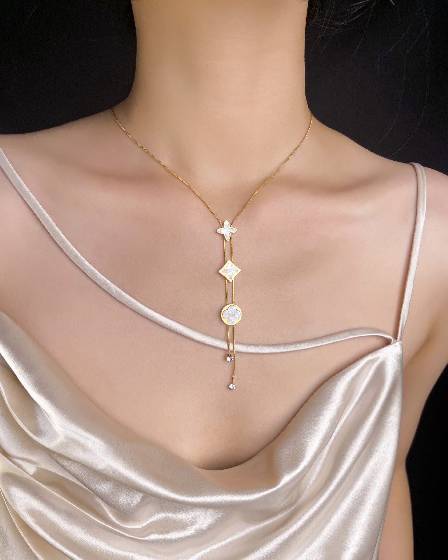 Female Clavicle Chain
