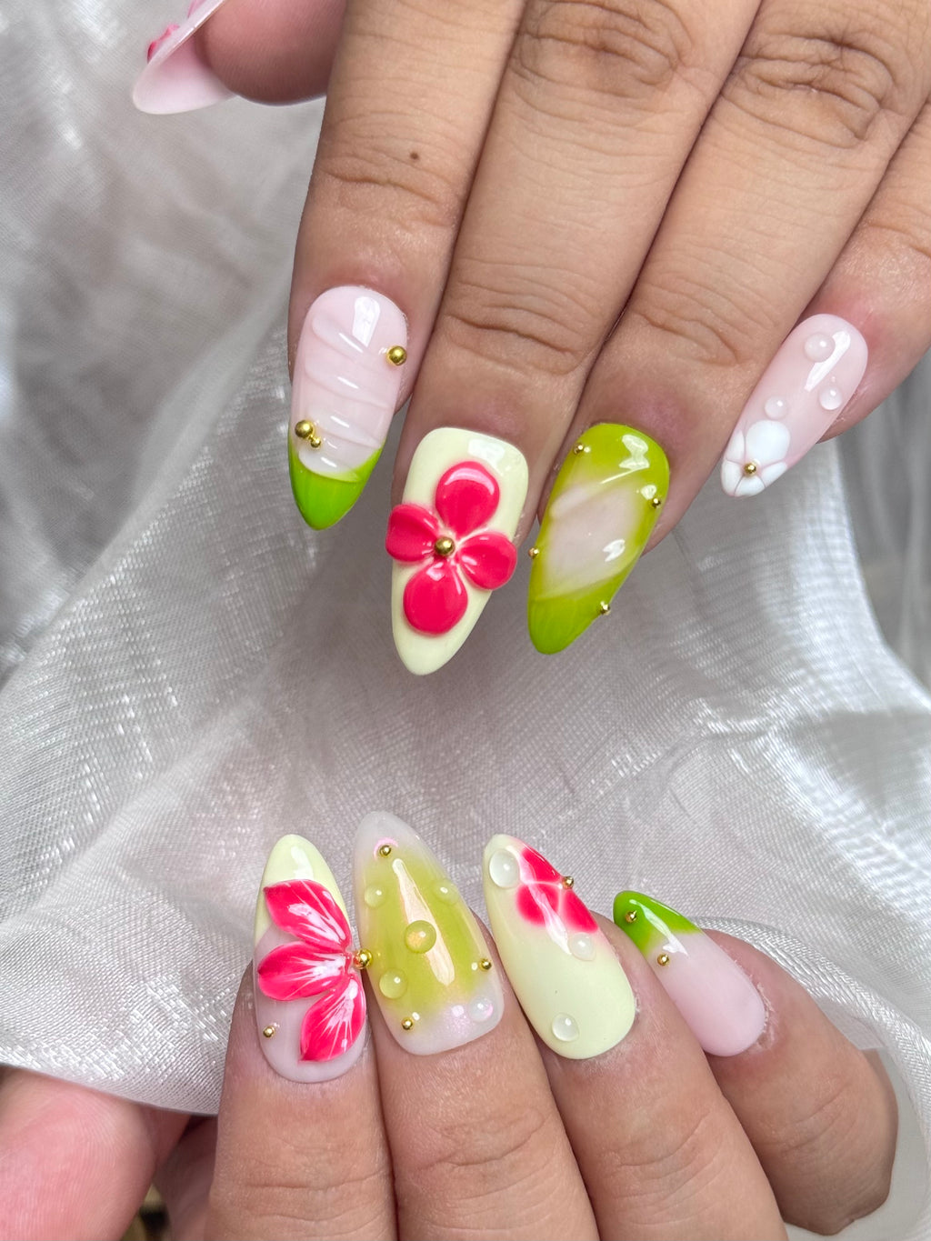 3D Fresh Pink & Green Flower
