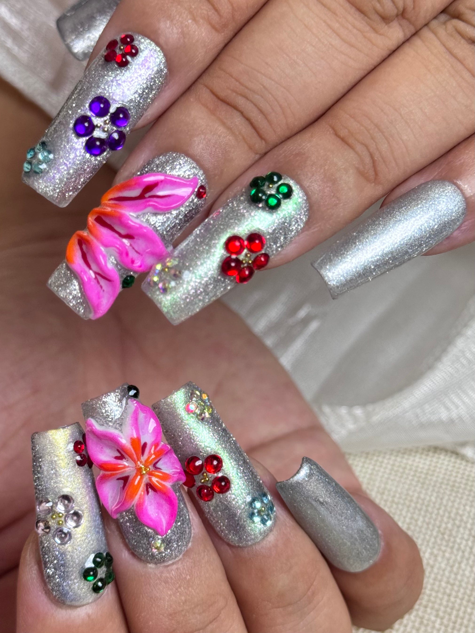 Silver 3D Blooming Flowers