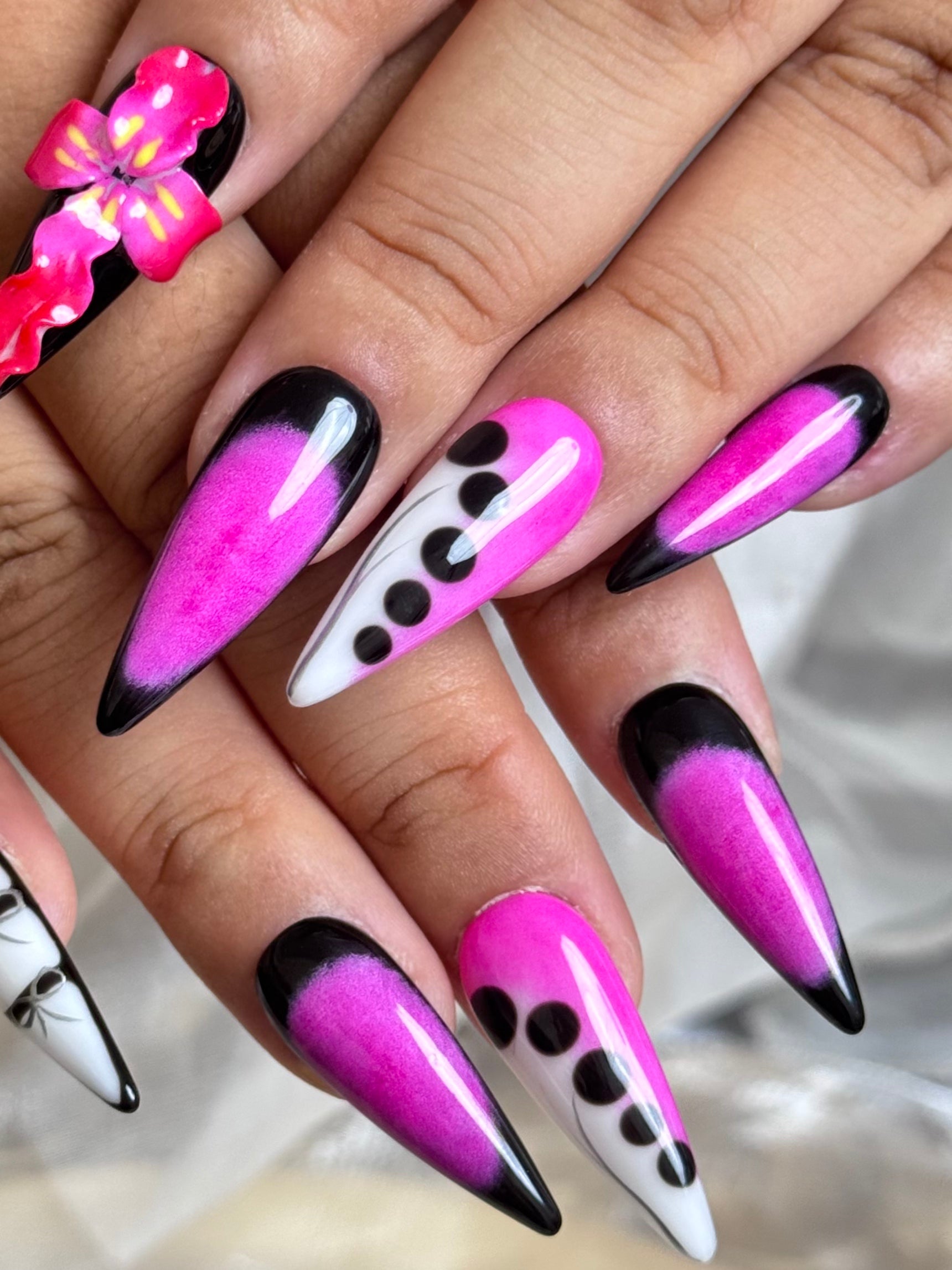 Digital Glam For Modern Queens