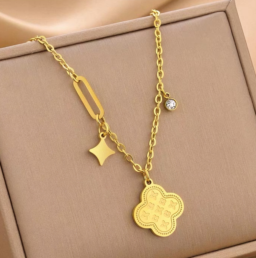 Gold Flower Clover Necklace With Crystal