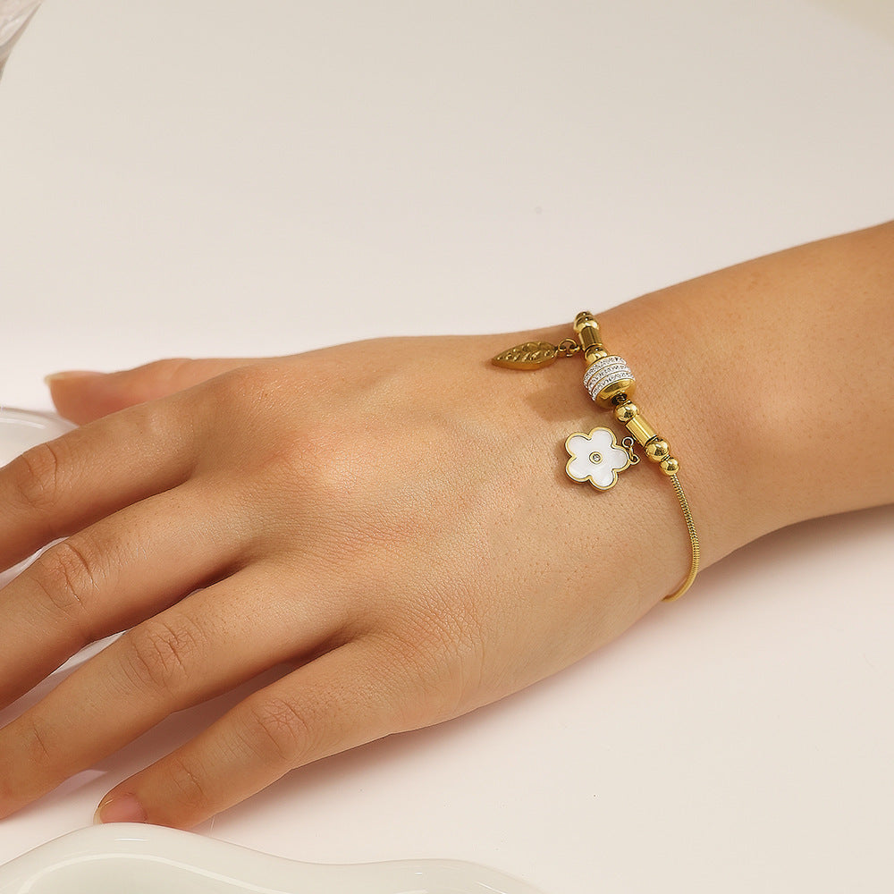 Five-leaf Clover Inlaid Diamond Pendant Bracelet