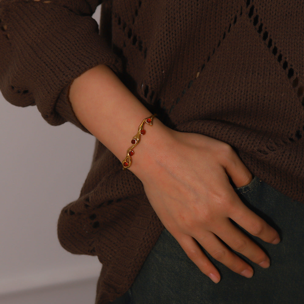 French Retro Green and Red Natural Stone Bracelet