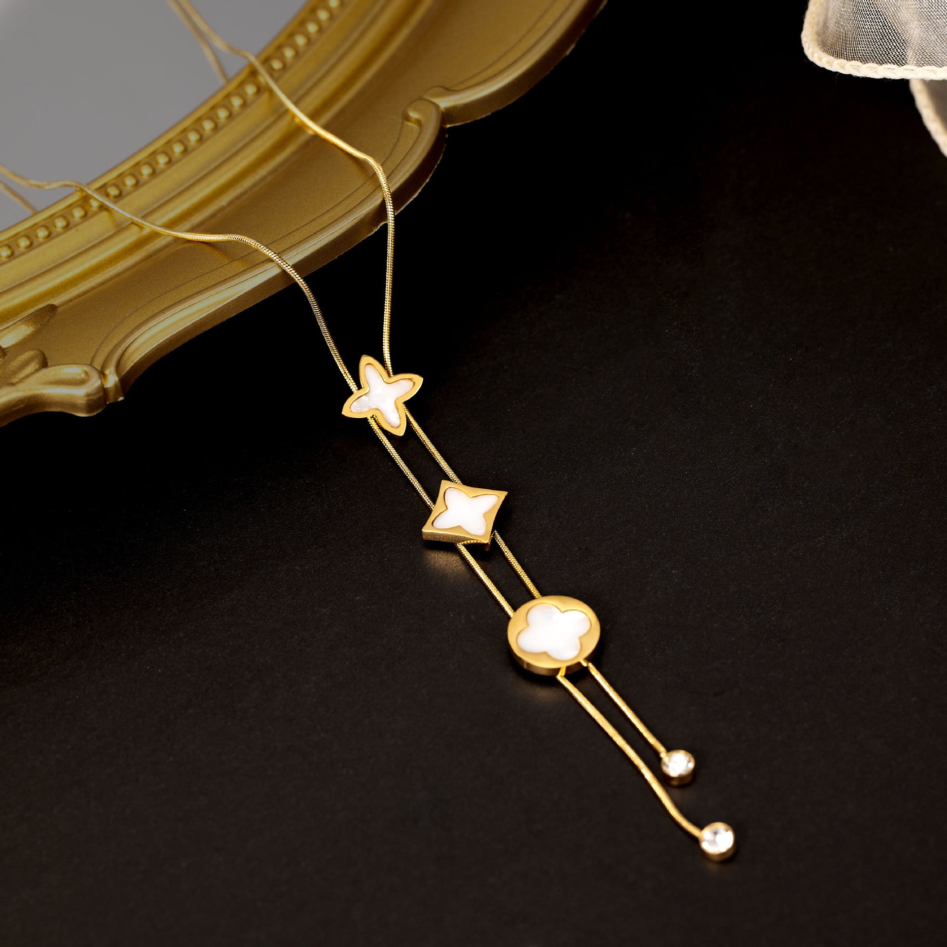 Female Clavicle Chain