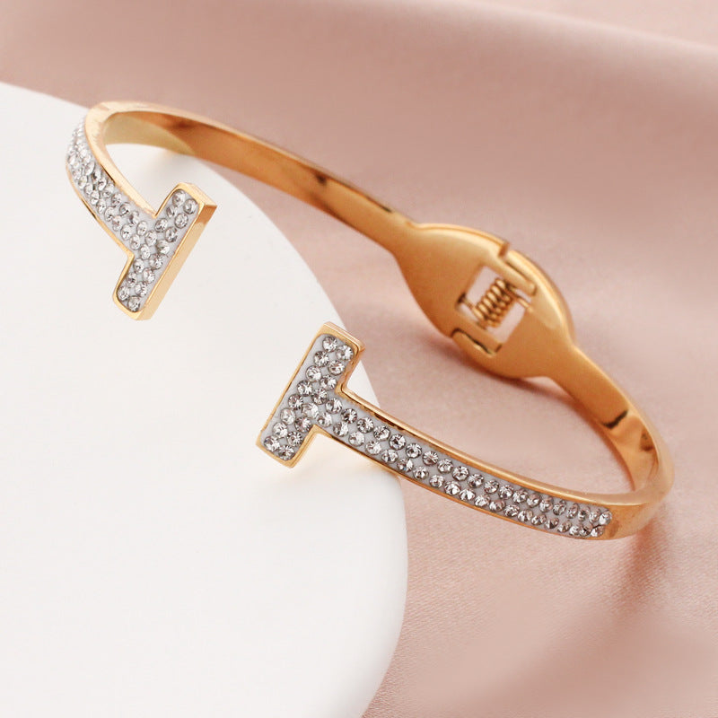 Casual Design Double T Classic Diamond-encrusted Open Bracelet