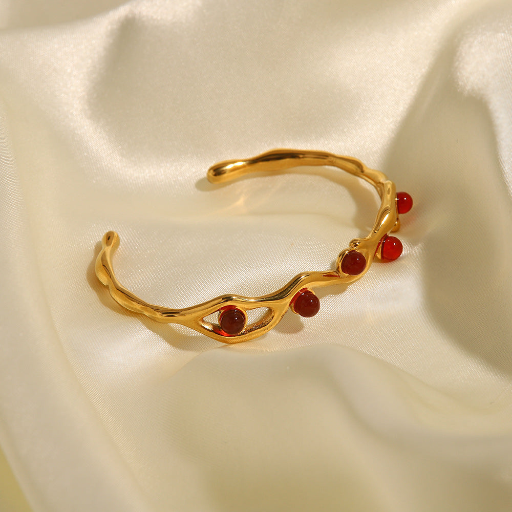 French Retro Green and Red Natural Stone Bracelet