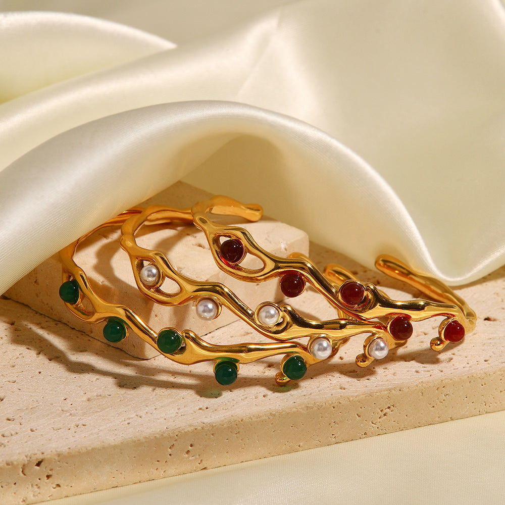 French Retro Green and Red Natural Stone Bracelet