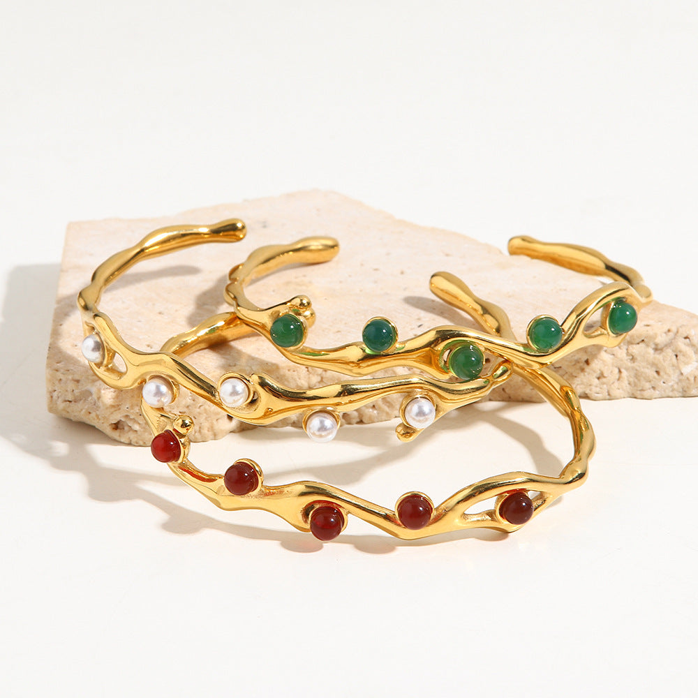 French Retro Green and Red Natural Stone Bracelet