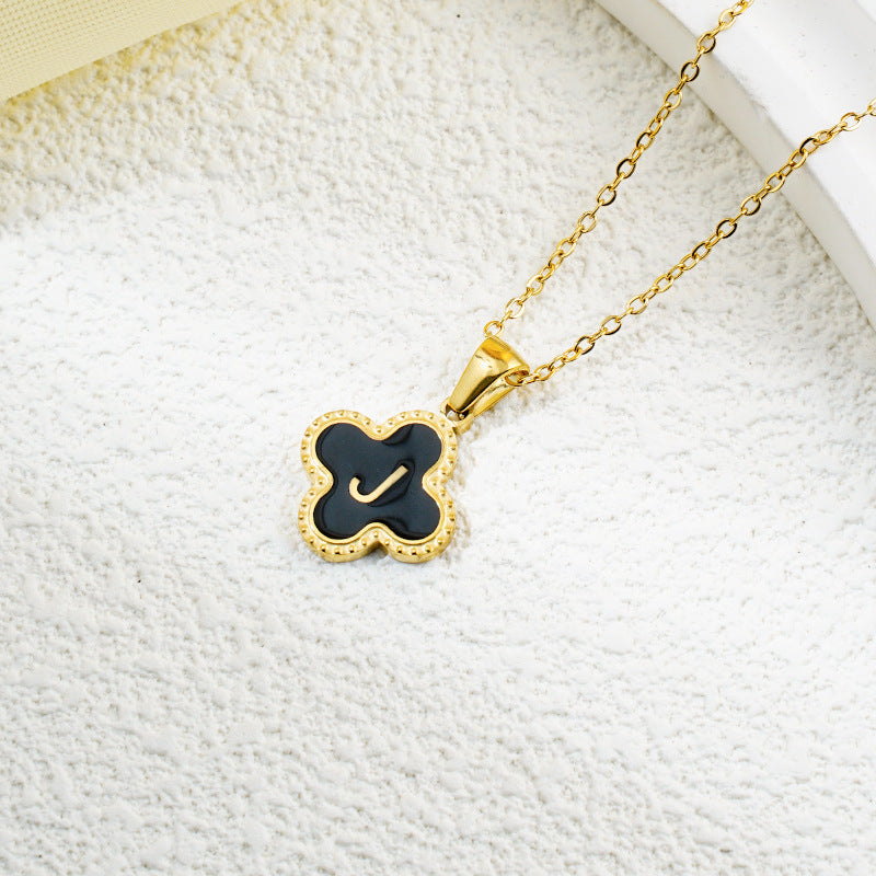 Four-leaf Clover 26 English Letters Black and White Mother-of-Pearl Necklace