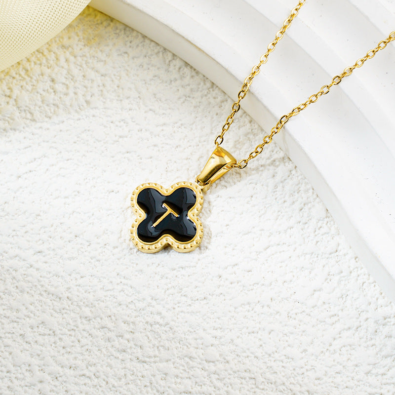 Four-leaf Clover 26 English Letters Black and White Mother-of-Pearl Necklace
