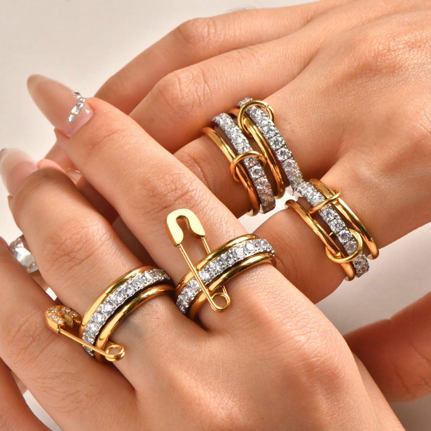 Gold Circle Ring Buckle Diamond Multi-layer Ring