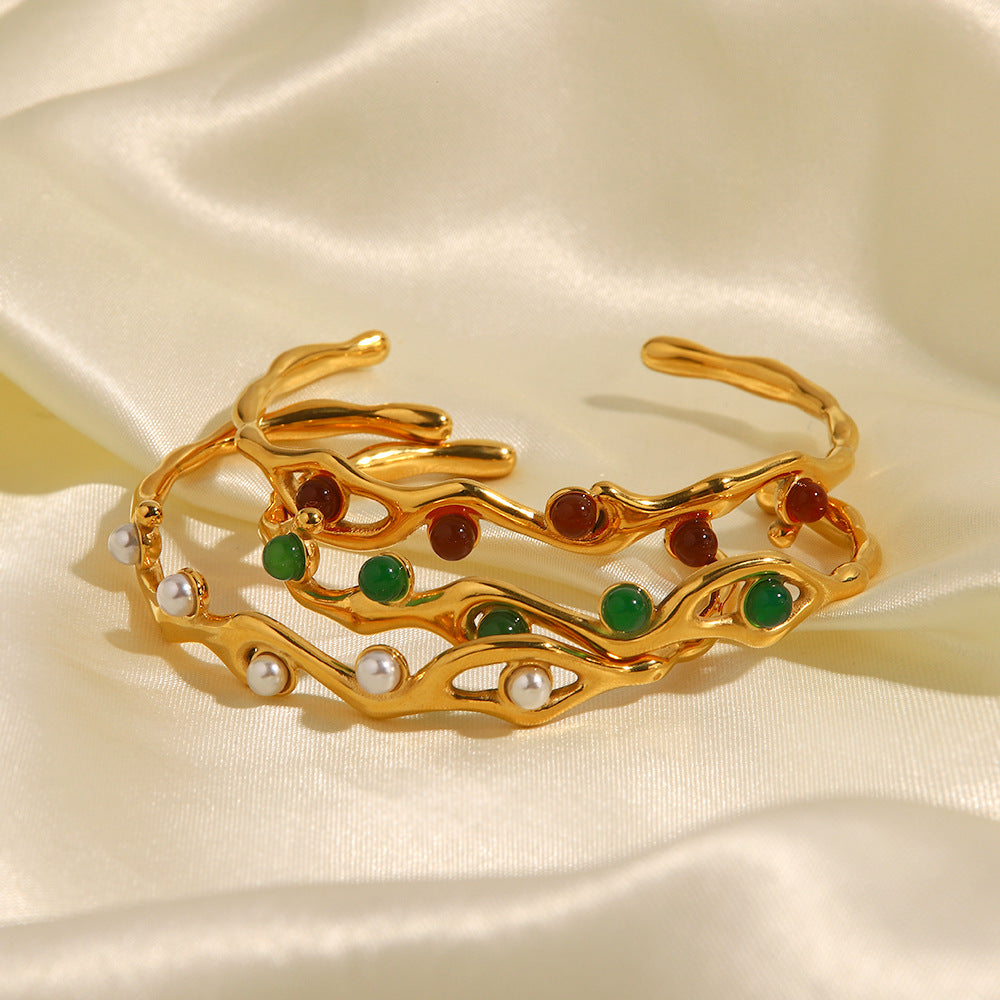 French Retro Green and Red Natural Stone Bracelet