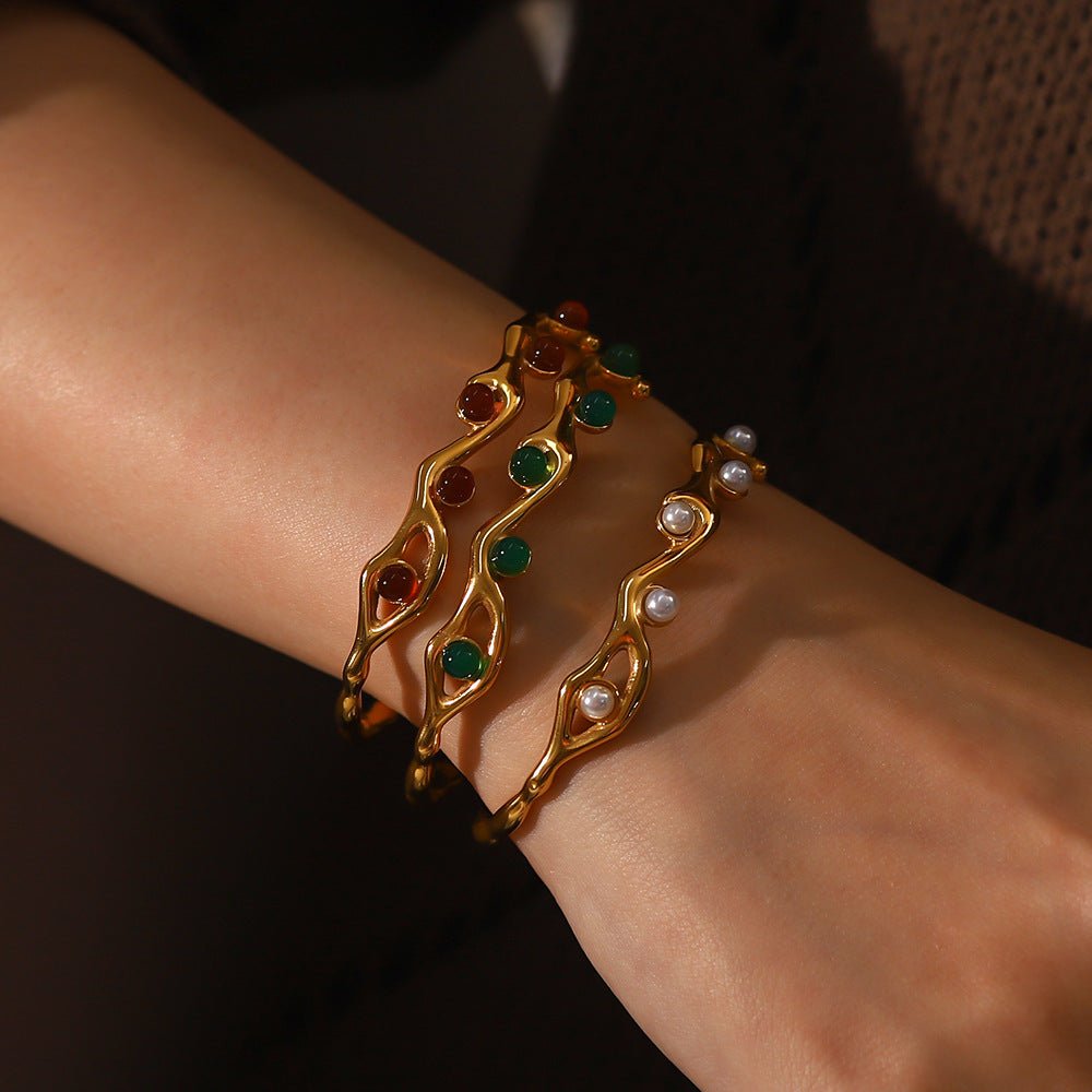 French Retro Green and Red Natural Stone Bracelet