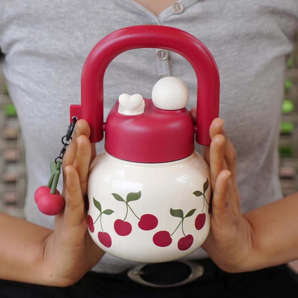 22 oz Water Bottle with Straw and Carry Handle