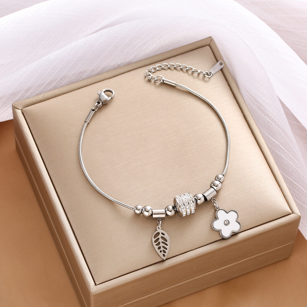 Five-leaf Clover Inlaid Diamond Pendant Bracelet